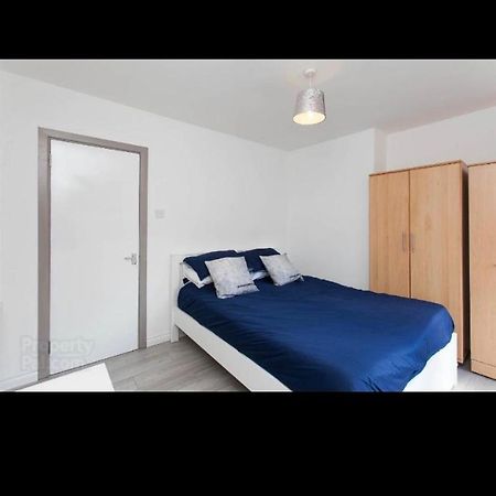 House @ Queens University Белфаст Екстериор снимка